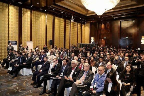 2018年第九届国际资本峰会在京召开