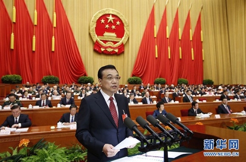 李克强:持之以恒建设天蓝、地绿、水清的美丽中国