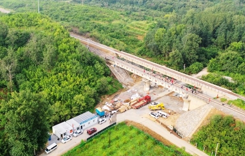 京通铁路北京段电气化改造关键性控制工程完工