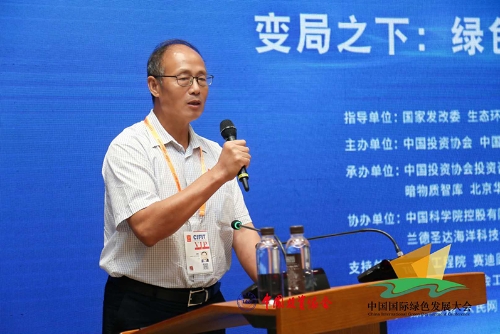 国务院国有大企业监事会原主席刘顺达
