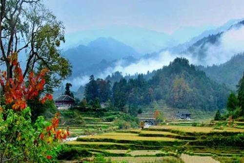 世界濒危民族聚居点——尧上仡佬族文化村