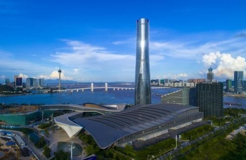 深入学习贯彻习近平新时代中国特色社会主义思想 人民日报：加快形成新发展格局