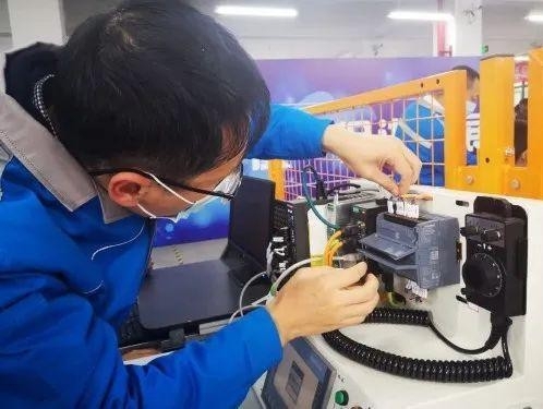 全国首届节能环保职业技能大赛举行