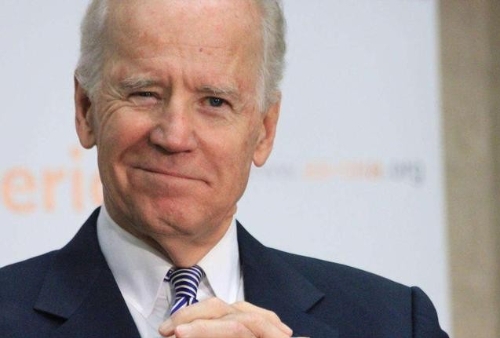 当头一棒！拜登刚宣布加盟《巴黎协定》，中国一项壮举已惊动世界