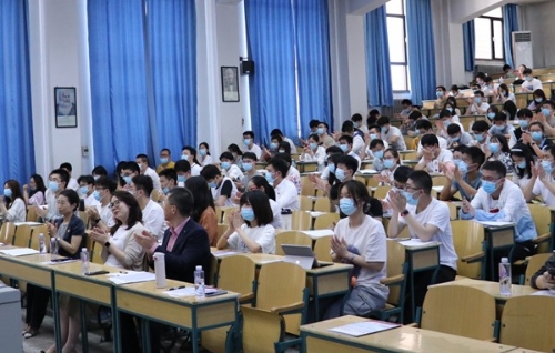 在能源绿色转型中释放青春能量